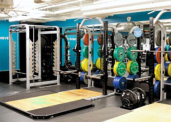 North Vancouver gym Fitness World North Vancouver