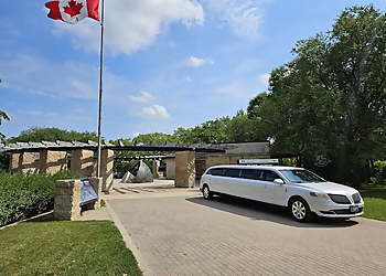 Five Star Limousine Service Inc. - Winnipeg, MB Service De Limousine - Limo image