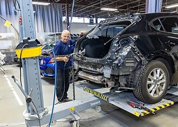 Whitby auto body shop Fix Auto Whitby