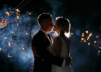 Orillia wedding photographer Flashback Photography