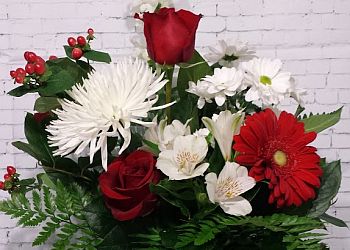 Shawinigan florist Fleuriste A La Claire Fontaine