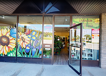 Fleuriste Du Charme En Fleurs - Sherbrooke, QC Florists - Business Exterior Image