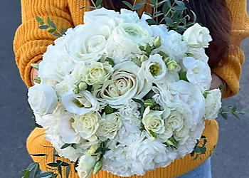 Florans Flower Boutique Florans Flower Boutique - Edmonton, AB Fleuristes - Sample Image