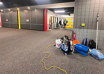 Flores Cleaning Services Inc. - Hamilton, ON Commercial Cleaning Services - Commercial Service Image
