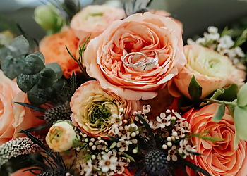 Flowers By Merle - Edmonton, AB Fleuristes - Sample Image