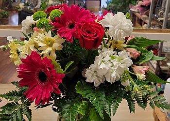 Oshawa florist Flowers by Veronika
