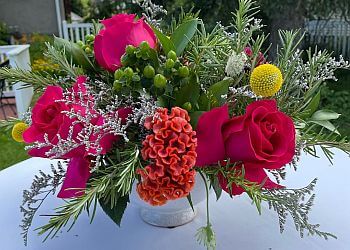 Sault Ste Marie Fleuristes Flowers with Flair