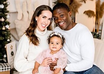 Mississauga babies and family photographer Fly Light Photography