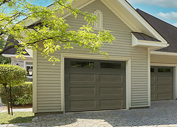 Fontaine Portes et fenêtres-Groupe Optimum - Saint Jean sur Richelieu, QC Garage Door Repair - Project Image
