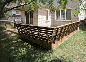 London fencing contractor Forans Fence & Decks image 1