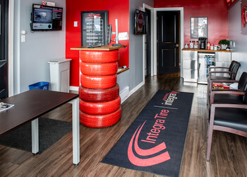 Langley car repair shop Foreman's Integra Tire Auto Centre