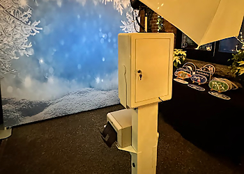 Vancouver photo booth company Forever Photobooth Studio