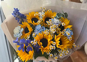 Forget Me Not Floral Design Forget Me Not Floral Design - Richmond, BC Fleuristes - Design Image