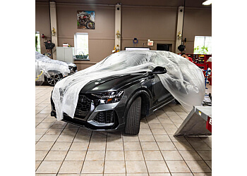 Windsor auto body shop Formula First Collision Inc.