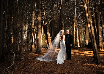 Caledon wedding photographer Frances Morency Photography