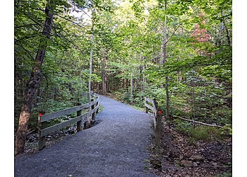 Fredericton Sentiers De Randonnée Fredericton Botanic Garden