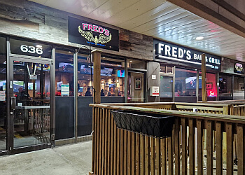 Mississauga Bars Sportifs Fred's Bar & Grill
