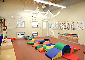 Fueling Brains Academy - Calgary, AB Écoles Maternelles - Interior Image