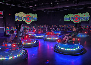 Laval Parc d'Attractions Funtropolis Centre D'Amusement