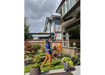 Abbotsford window cleaner Fuse Power Washing