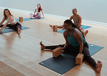 Montreal Cours de yoga Fyra Yoga