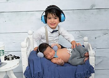 Vaughan babies and family photographer GSR Studio Inc