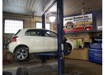 Sherbrooke car repair shop Garage Brodeur Inc.