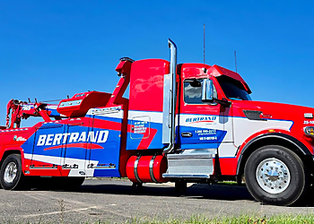 Garage Rene Bertrand - Quebec, QC Services De Remorquage - Towing Service Image