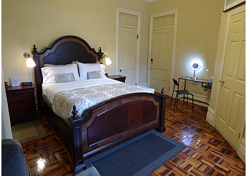 Montreal Lit Et Petit Déjeuné Gingerbread Manor Bed & Breakfast