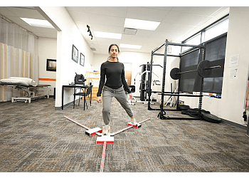 Edmonton Physiothérapie Giri Srinivasan, PT - IN STEP PHYSICAL THERAPY