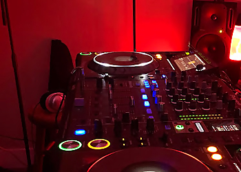 Coquitlam entertainment company GirlOnWax DJs & Musicians