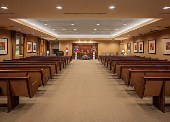 Glendale Funeral Home & Cemetery - Toronto, ON Salons de funeraire - Indoor Service Image