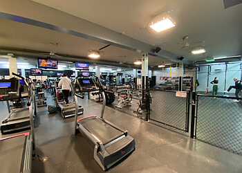 Kelowna Gymnases Global Fitness & Racquet Centre