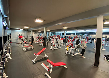 Kelowna Gymnases Global Fitness & Racquet Centre