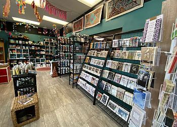 Kelowna Boutiques De Cadeaux Globally Fair