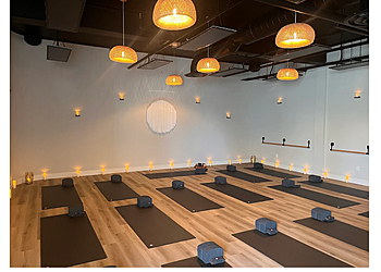 Oakville yoga studio Goji Yoga & Wellness