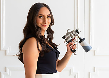 Ajax tanning salon Gold Spray Tan Bar