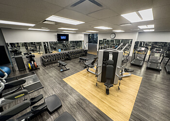 Port Coquitlam gym Gold's Gym Port Coquitlam