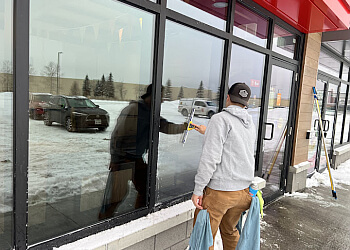 Thunder Bay
Lavages de vitre
Gomes Window Cleaning image 1