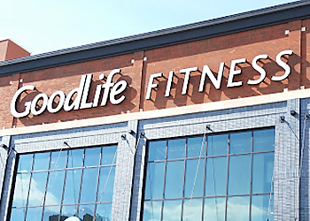 Edmonton Gymnases GoodLife Fitness Edmonton Brewery District