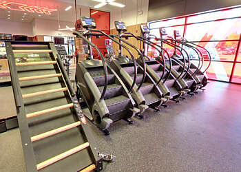 Peterborough gym GoodLife Fitness Peterborough Voyageur Place