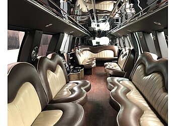 Halton Hills limo service GoodTime Limo & Party Buses