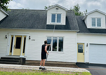 Moncton Lavages de vitre Gorilla Property Services