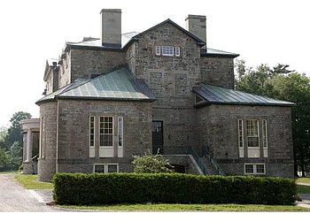 Fredericton Repères Government House