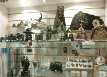 Grand Maple Gifts - Vancouver, BC Gift Shops - Sample Image