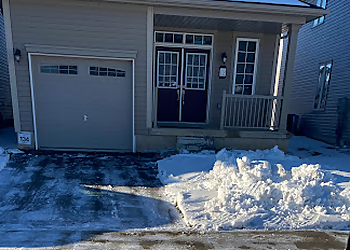 Brantford snow removal Green Grass Lawn Care Service + Snow Removal