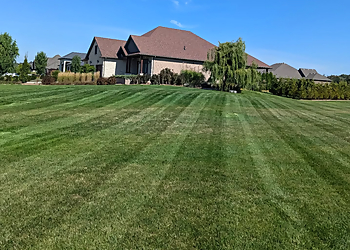 Green Thumb Lawn Services - Brantford, ON Service D'Entretien De Pelouse - Job Site Image