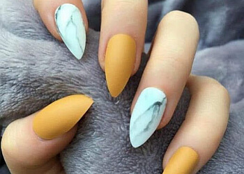 Shawinigan Salons De Manucure Guylaine Ongles Design