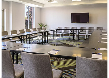 North Bay hotel Holiday Inn Express & Suites North Bay