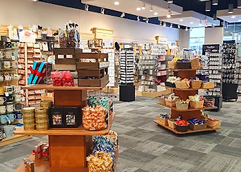 Hallmark Mississauga - Mississauga, ON Boutiques De Cadeaux - Service Image